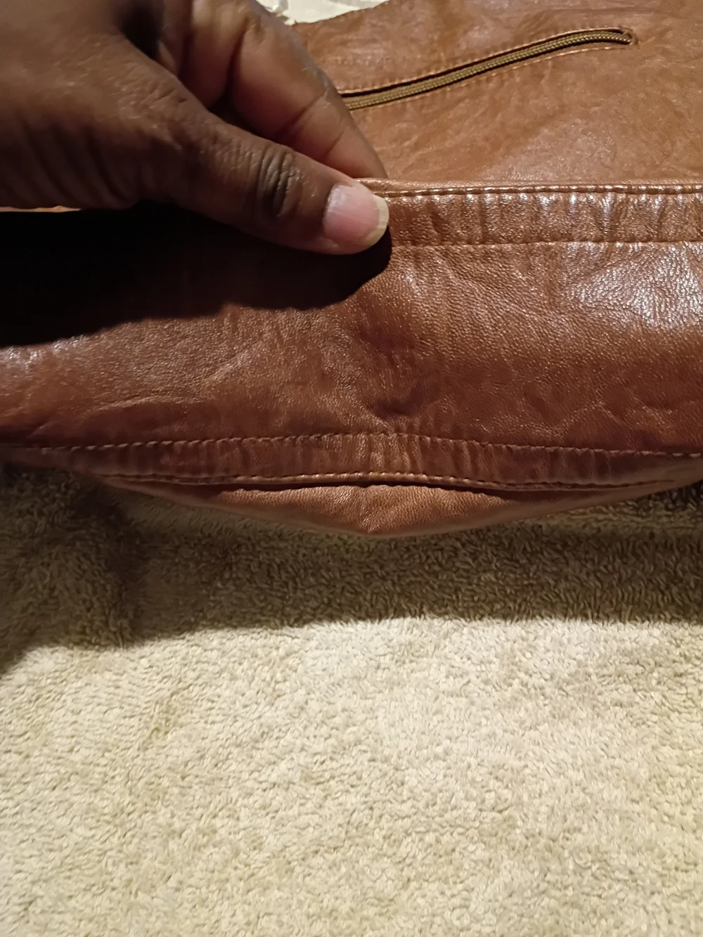 Stone Mountain Brown  Leather  Hobo with Front Zip Pockets GUC